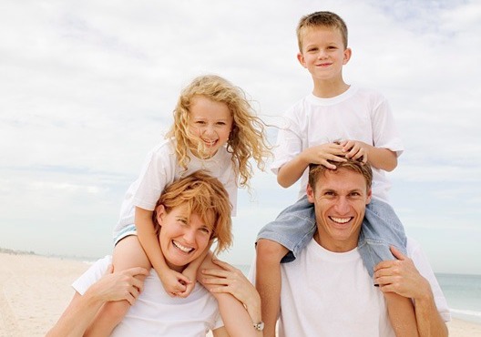 <span style="font-weight: bold;">семейные отношения</span>